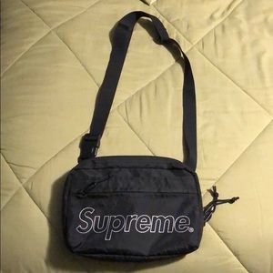 Supreme Shoulder Bag (FW18) Black
